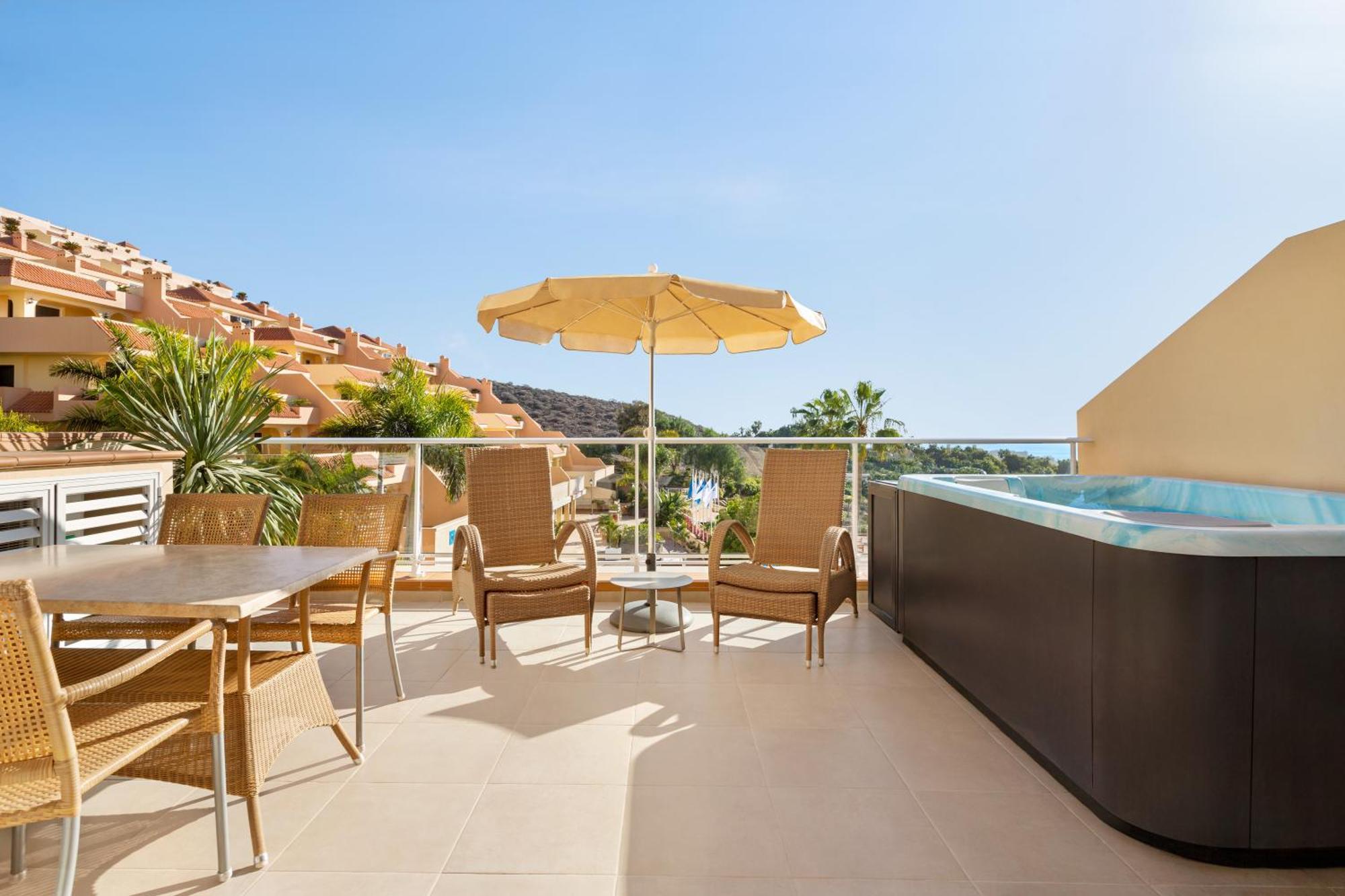 Wyndham Residences Costa Adeje Exterior foto